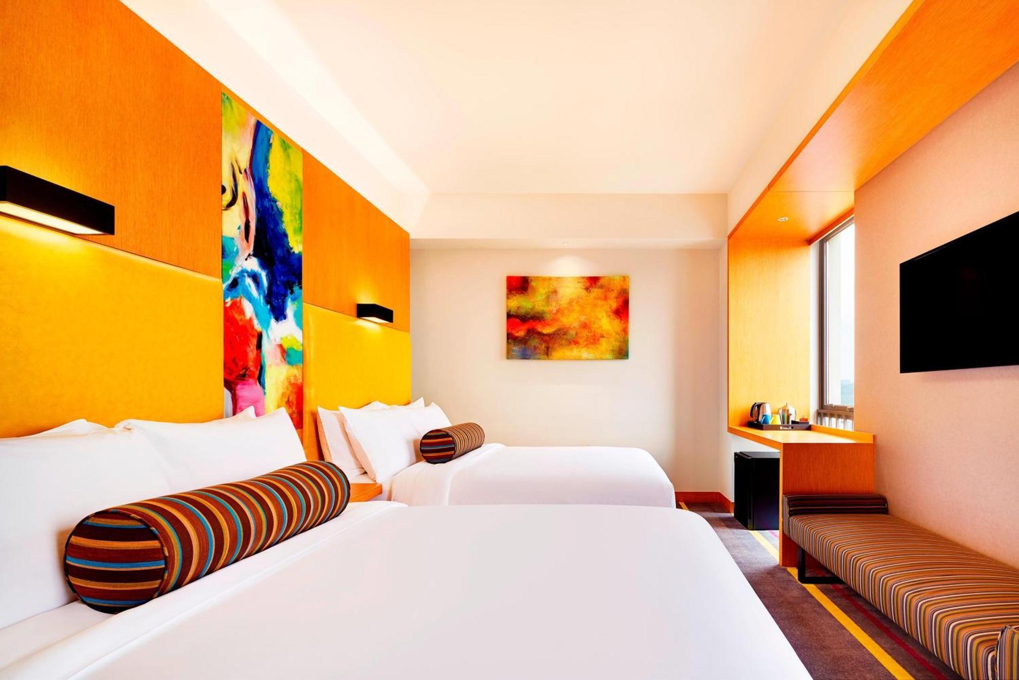 Aloft Dynamic Town Hotel Шънджън Екстериор снимка