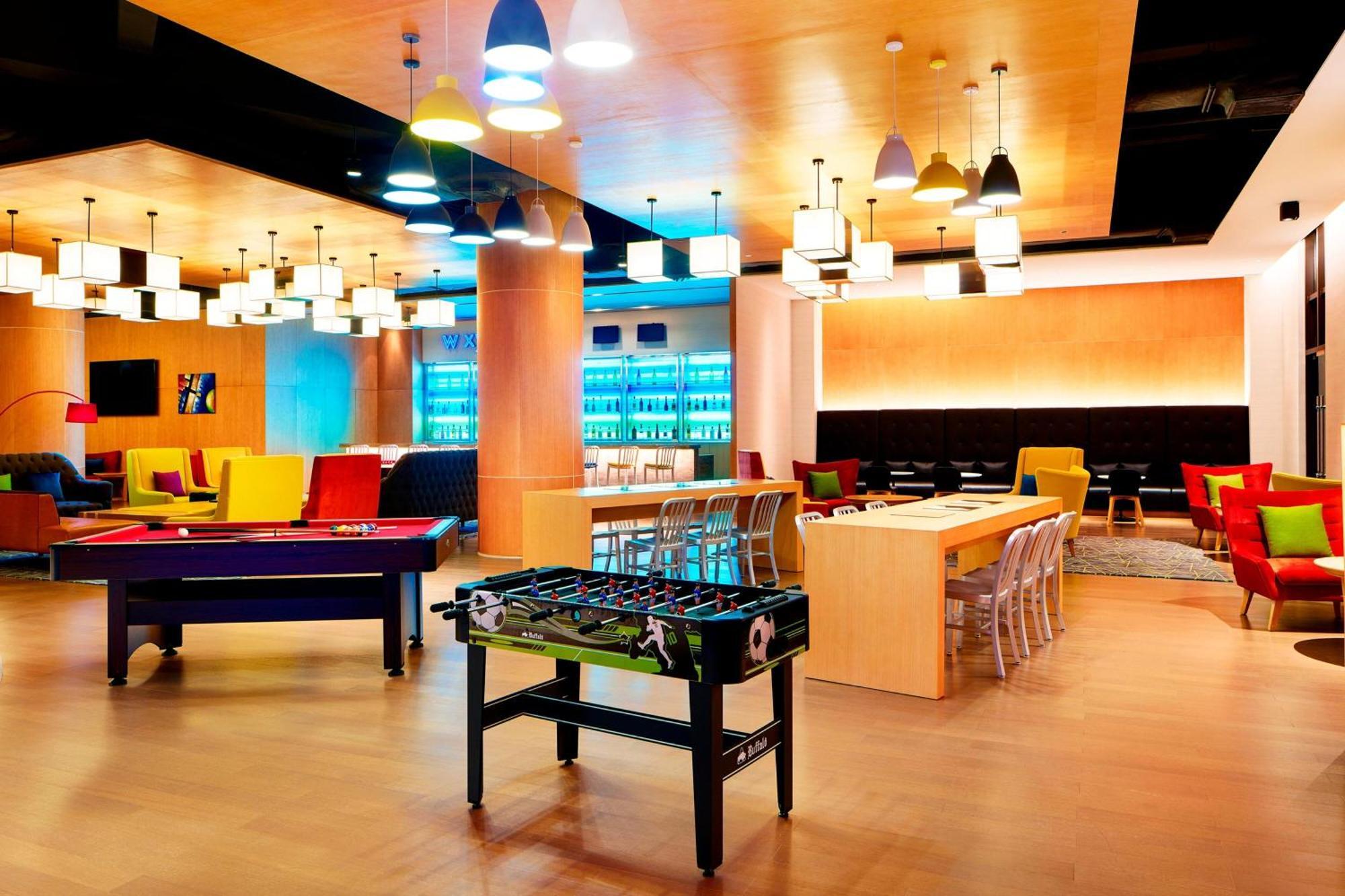 Aloft Dynamic Town Hotel Шънджън Екстериор снимка
